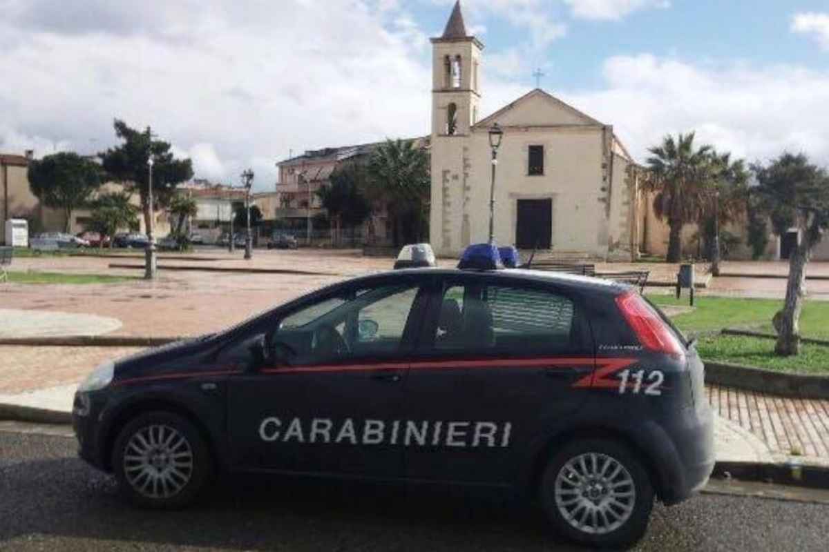 Un'auto dei Carabinieri